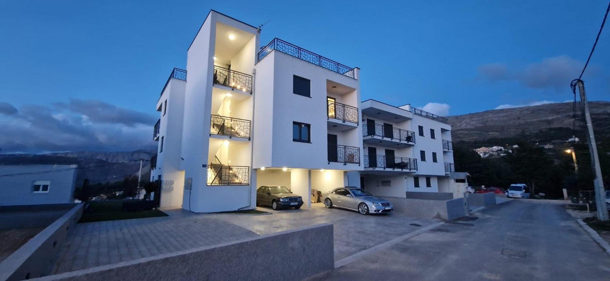 Apartments L-A-M بودْسْتغانا المظهر الخارجي الصورة