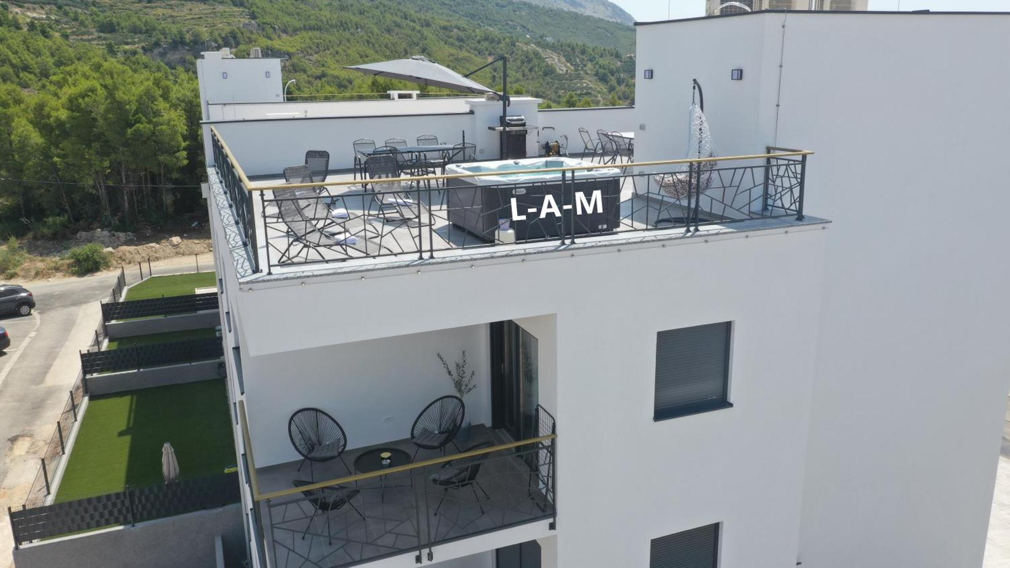 Apartments L-A-M بودْسْتغانا المظهر الخارجي الصورة