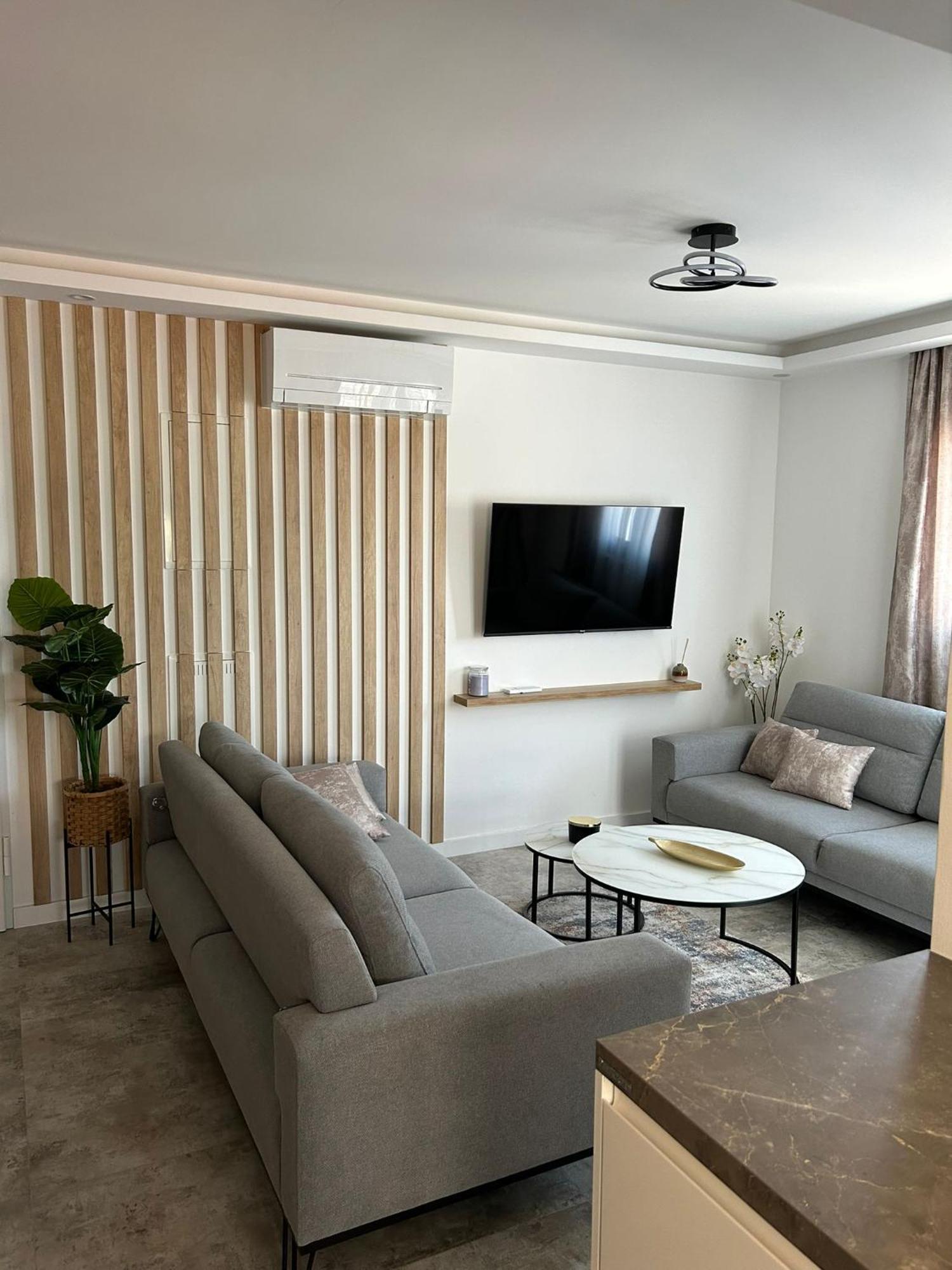 Apartments L-A-M بودْسْتغانا المظهر الخارجي الصورة